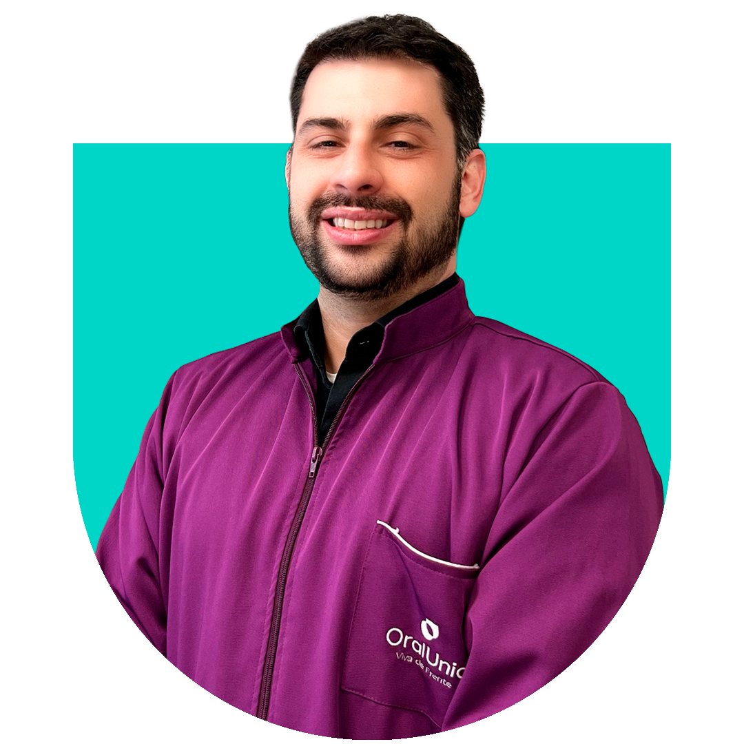Dr. Mateus Esteves